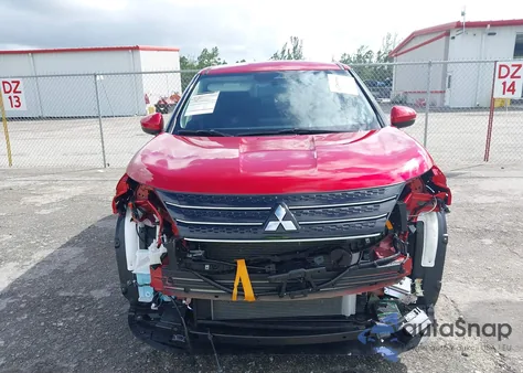 2024 Mitsubishi Outlander Es 2.5 2Wd из США, поврежденный, VIN JA4J3UA88RZ078598